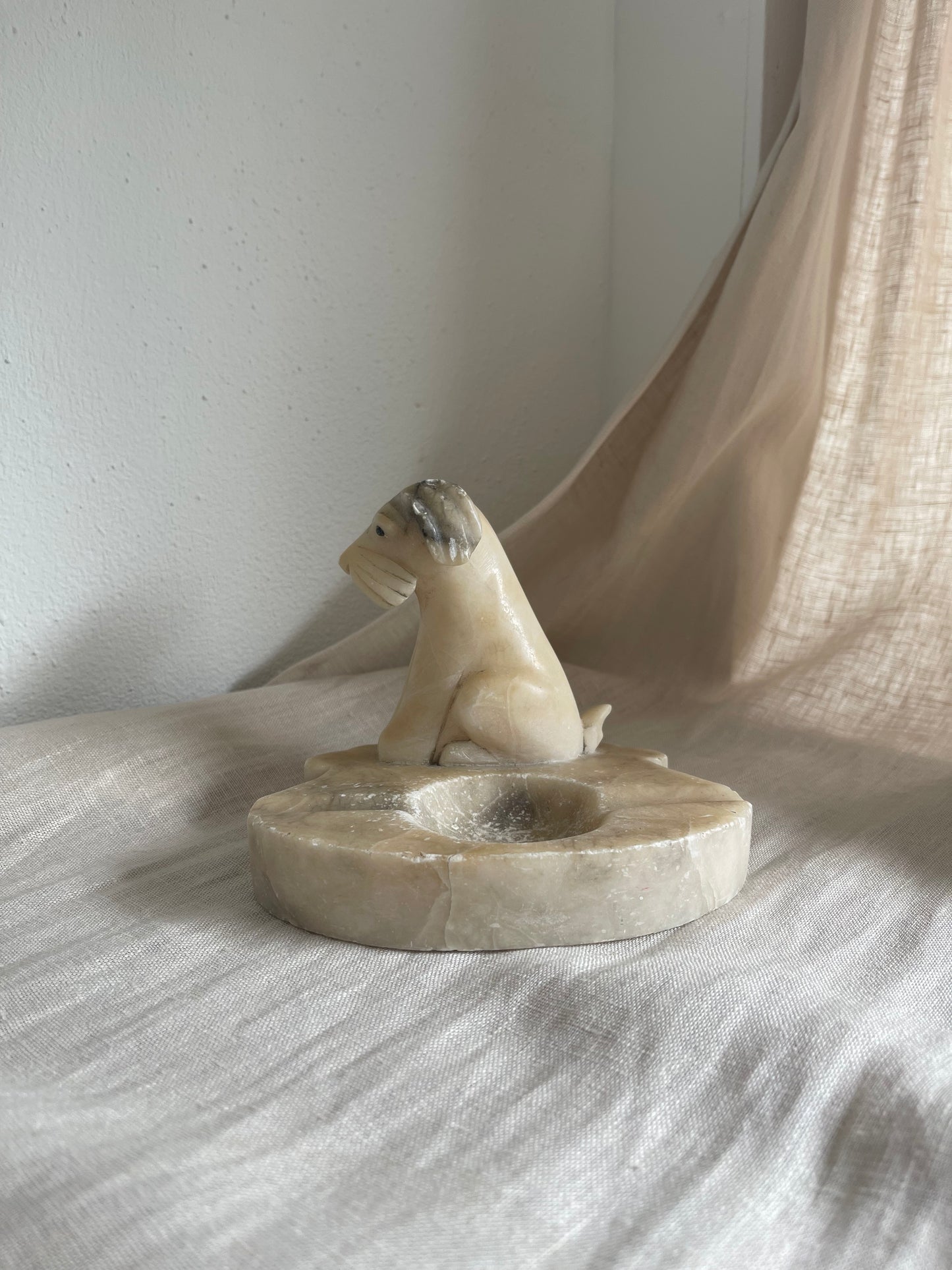 Vintage Dog Ashtray | Vintage marble ashtray | Dog ashtray | Decorative vintage ashtray | Stone ashtray vintage | Alabaster dog ashtray