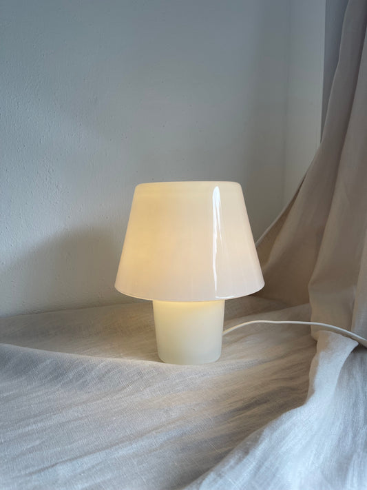 Vintage Ikea Gavik | White glass mushroom lamp | Vintage Helena Svensson | Vintage Ikea lamp