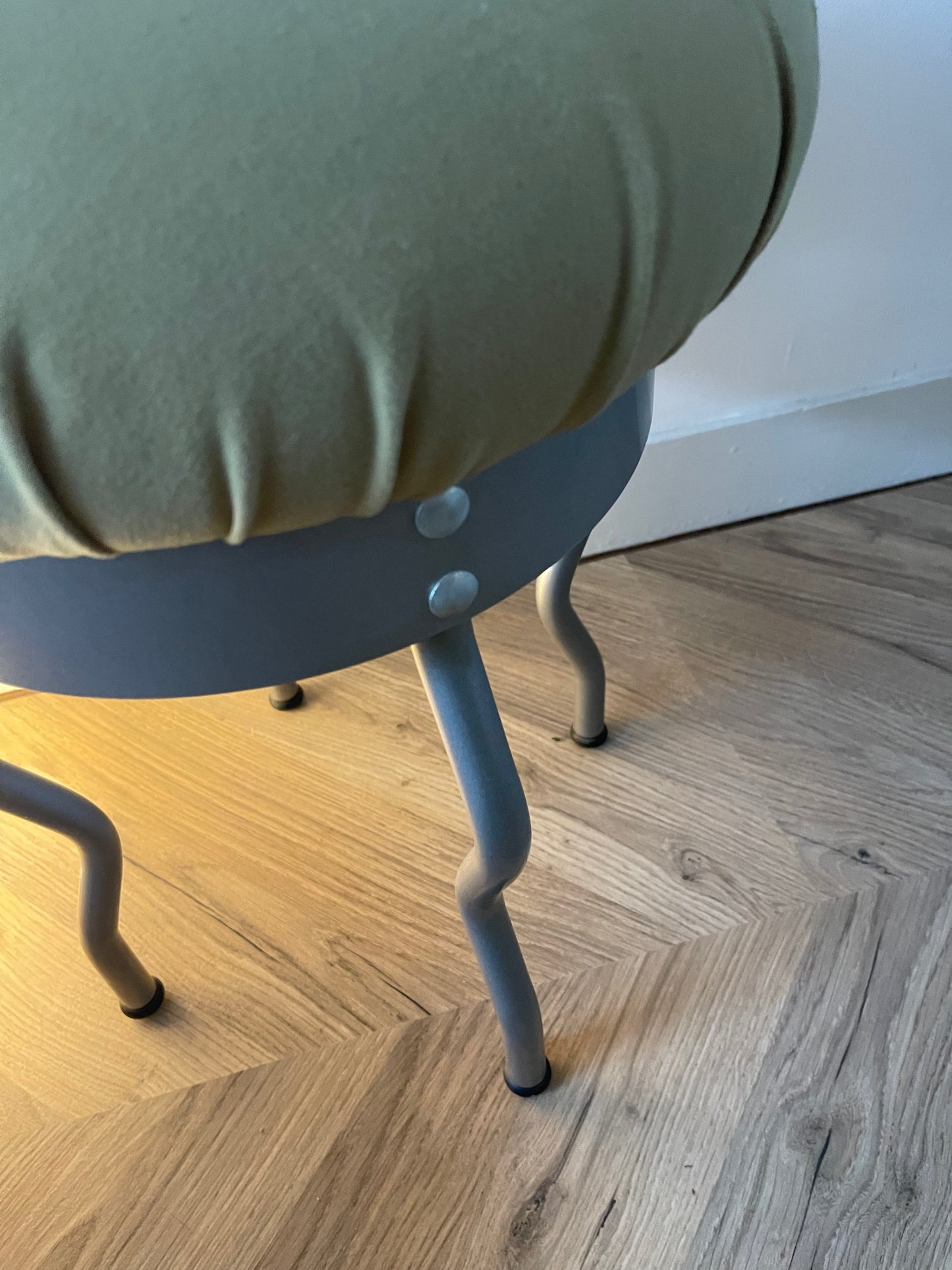 Vintage Ikea Uri Stool | Designed by Per Ivang Ledang | Vintage Ikea stool | Vintage Ikea 1995 | Ikea Wavy leg stool | Green cushion