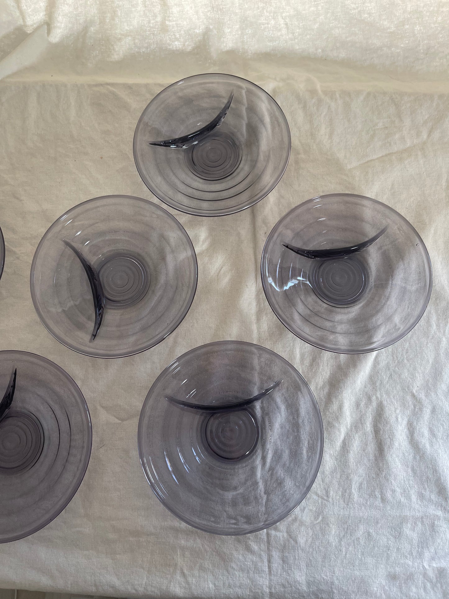 Purple plates with dip edge | Vintage table decoration