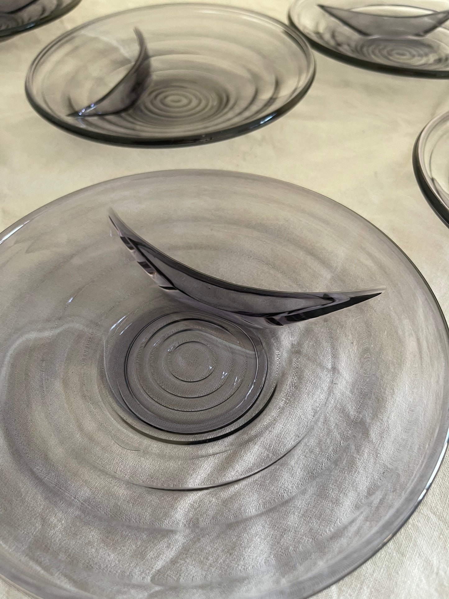 Purple plates with dip edge | Vintage table decoration