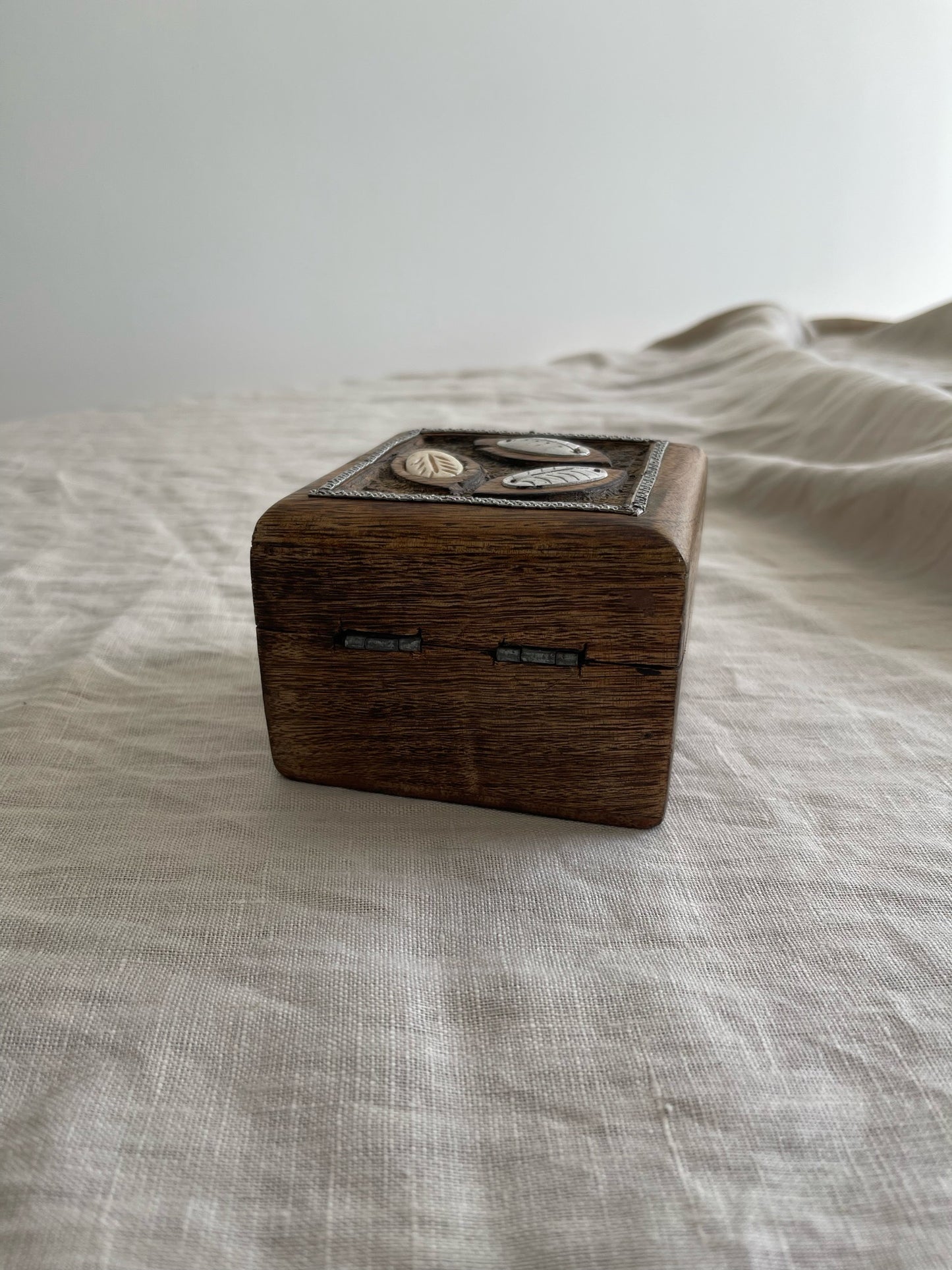 Wooden jewelry box