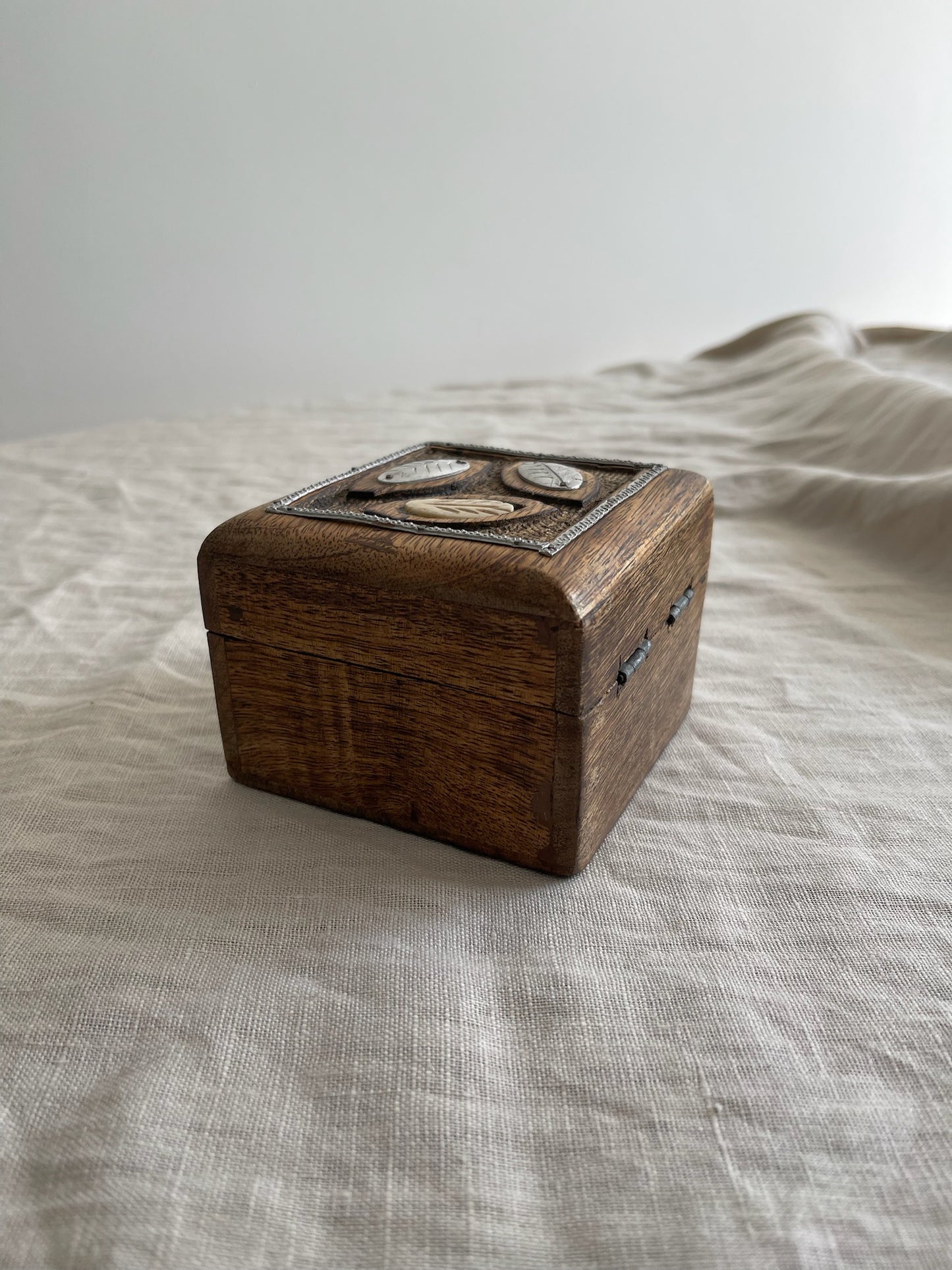 Wooden jewelry box