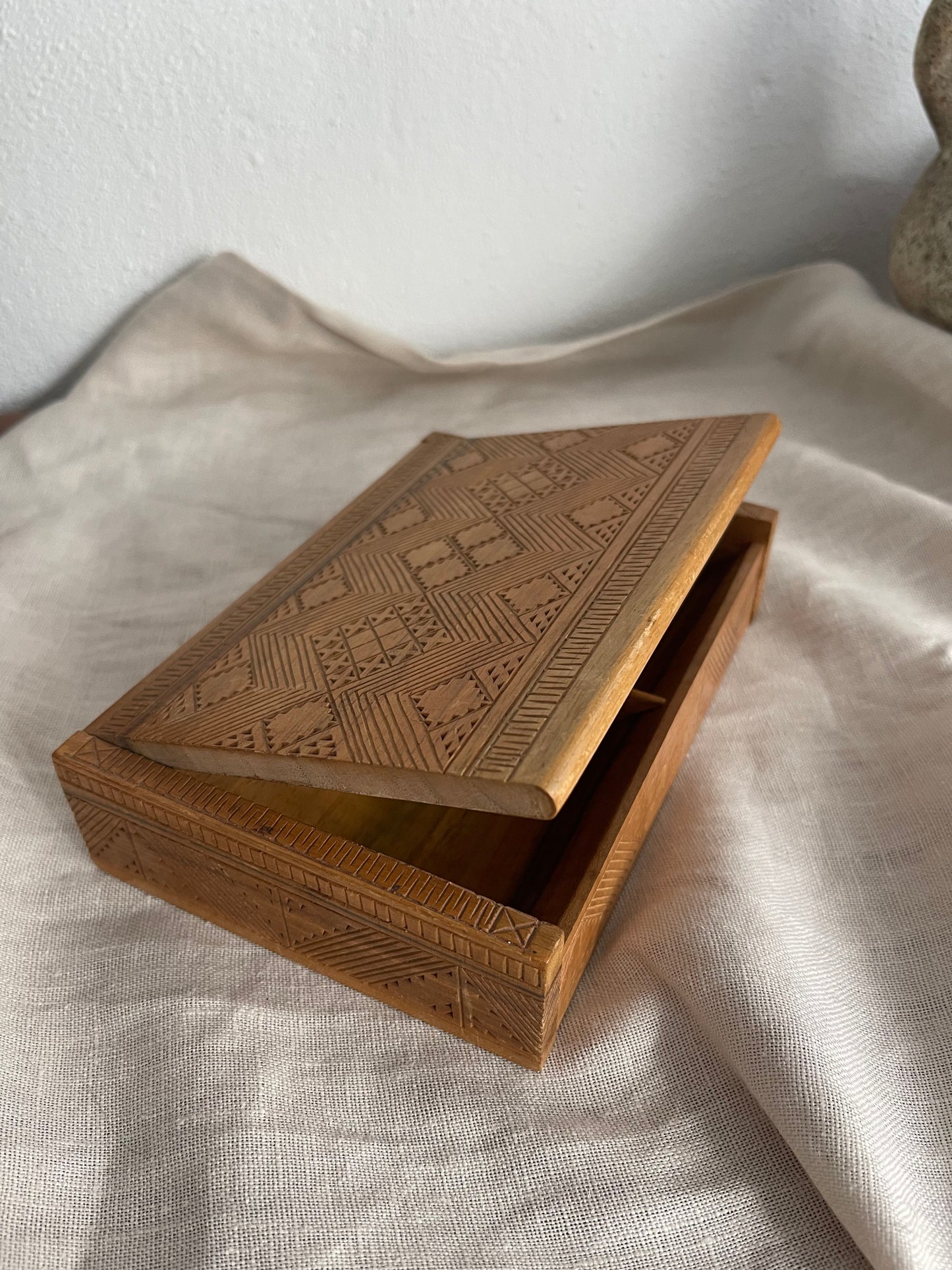 Boîte à bijoux en bois