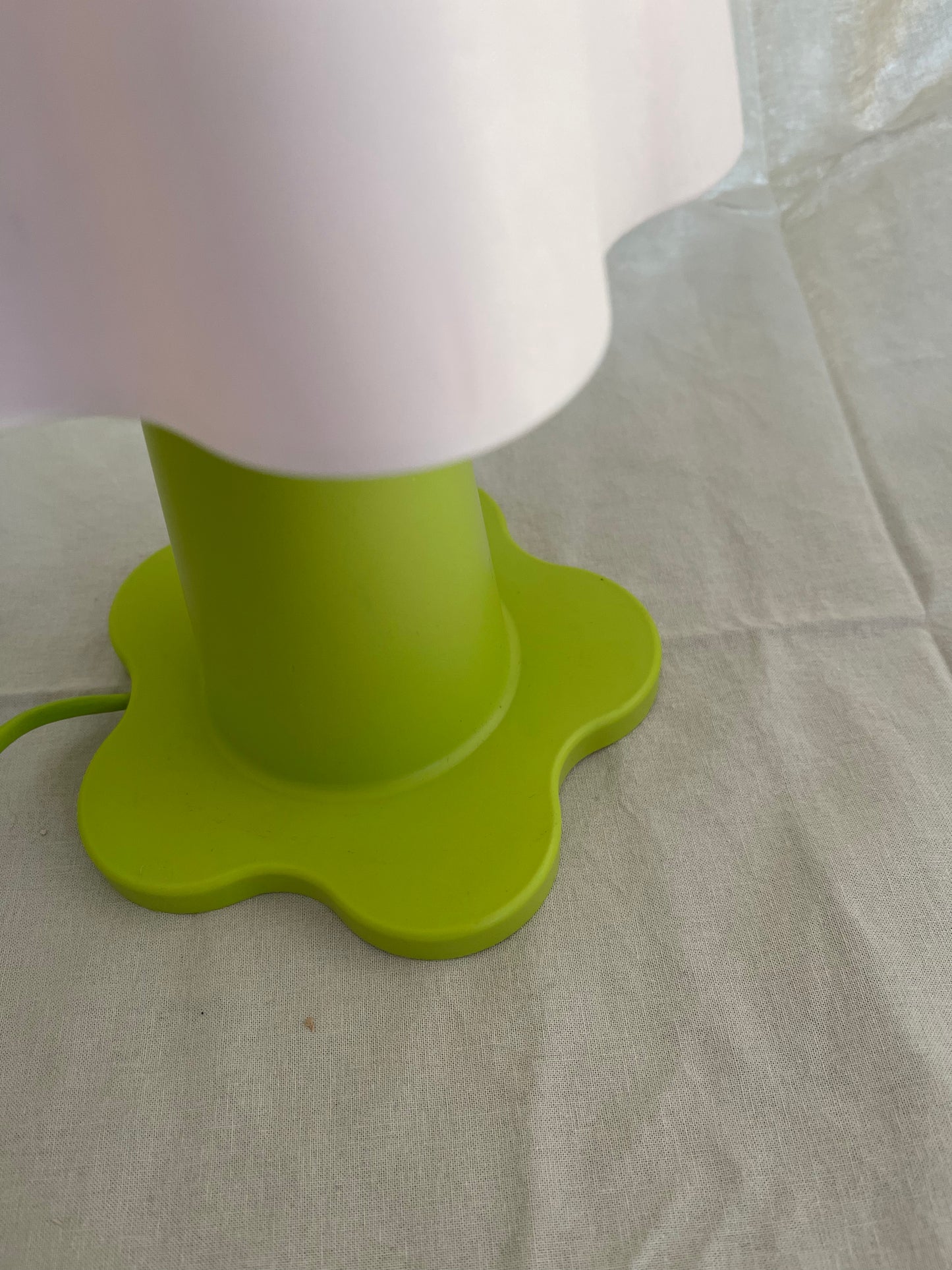 IKEA Mammut | Vintage Ikea Lamp | Ikea Morton Kjelstrup | Ikea Mammut licht roze